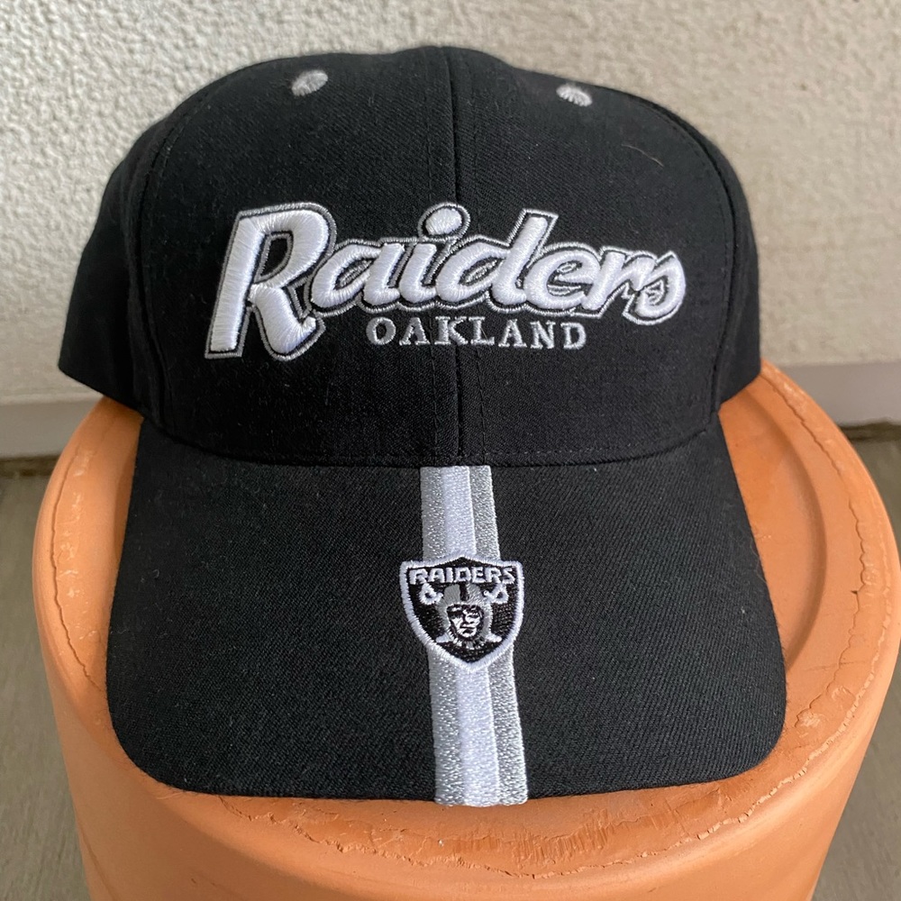 Oakland Raiders hat